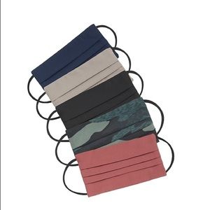 New Athleta Girl Everyday Masks 5 Pack